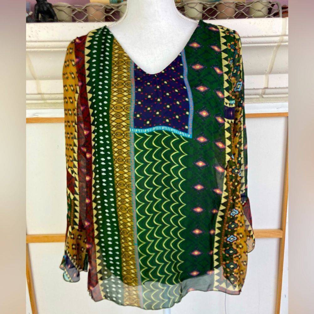 Belle France Italy lined silk blouse w/ boho pattern & interest sleeves